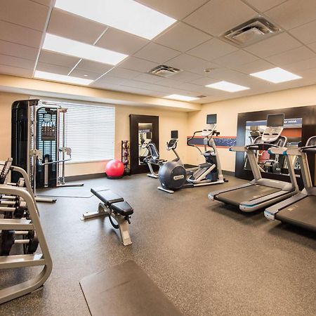 Hampton Inn Остров Преск Екстериор снимка