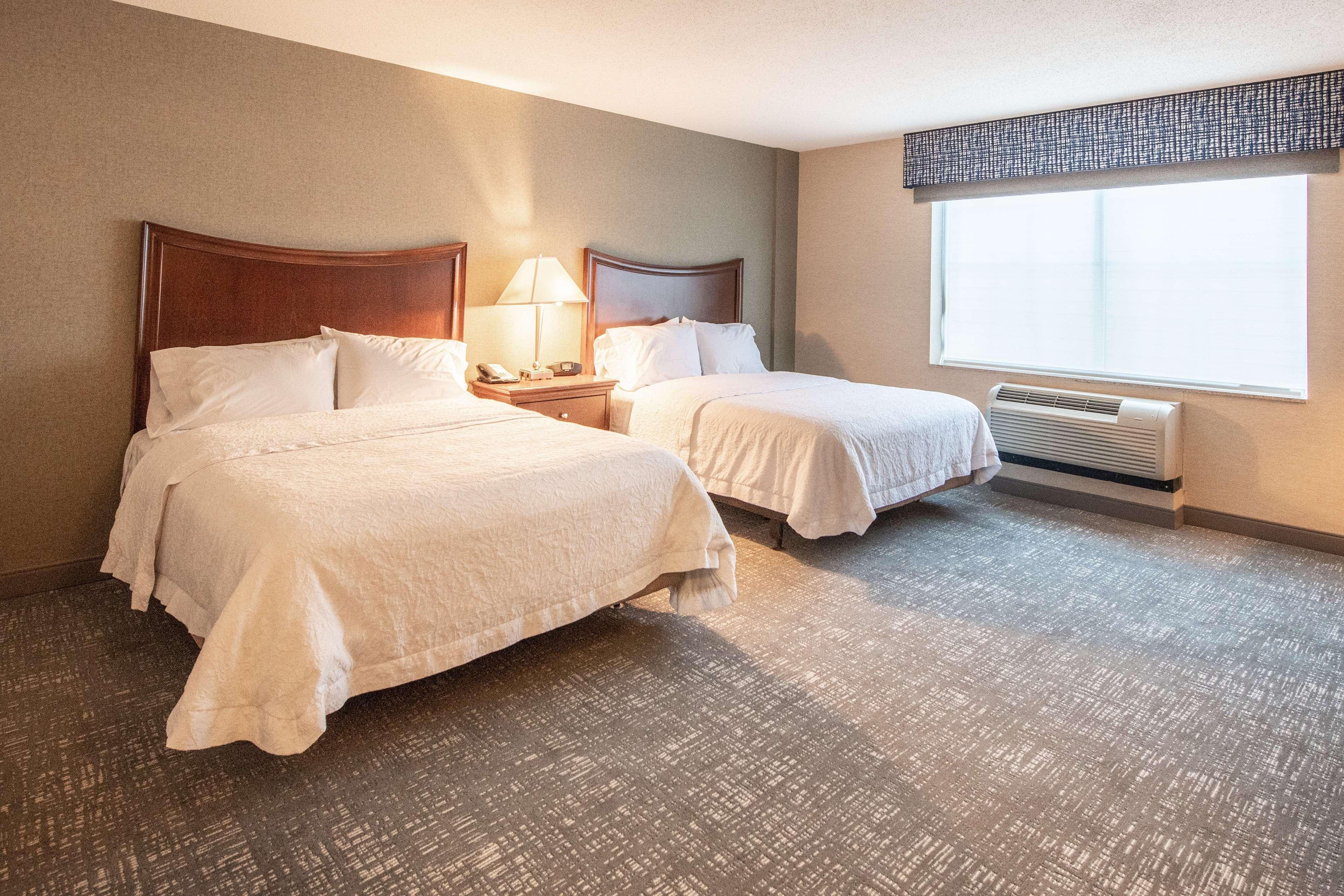 Hampton Inn Остров Преск Екстериор снимка