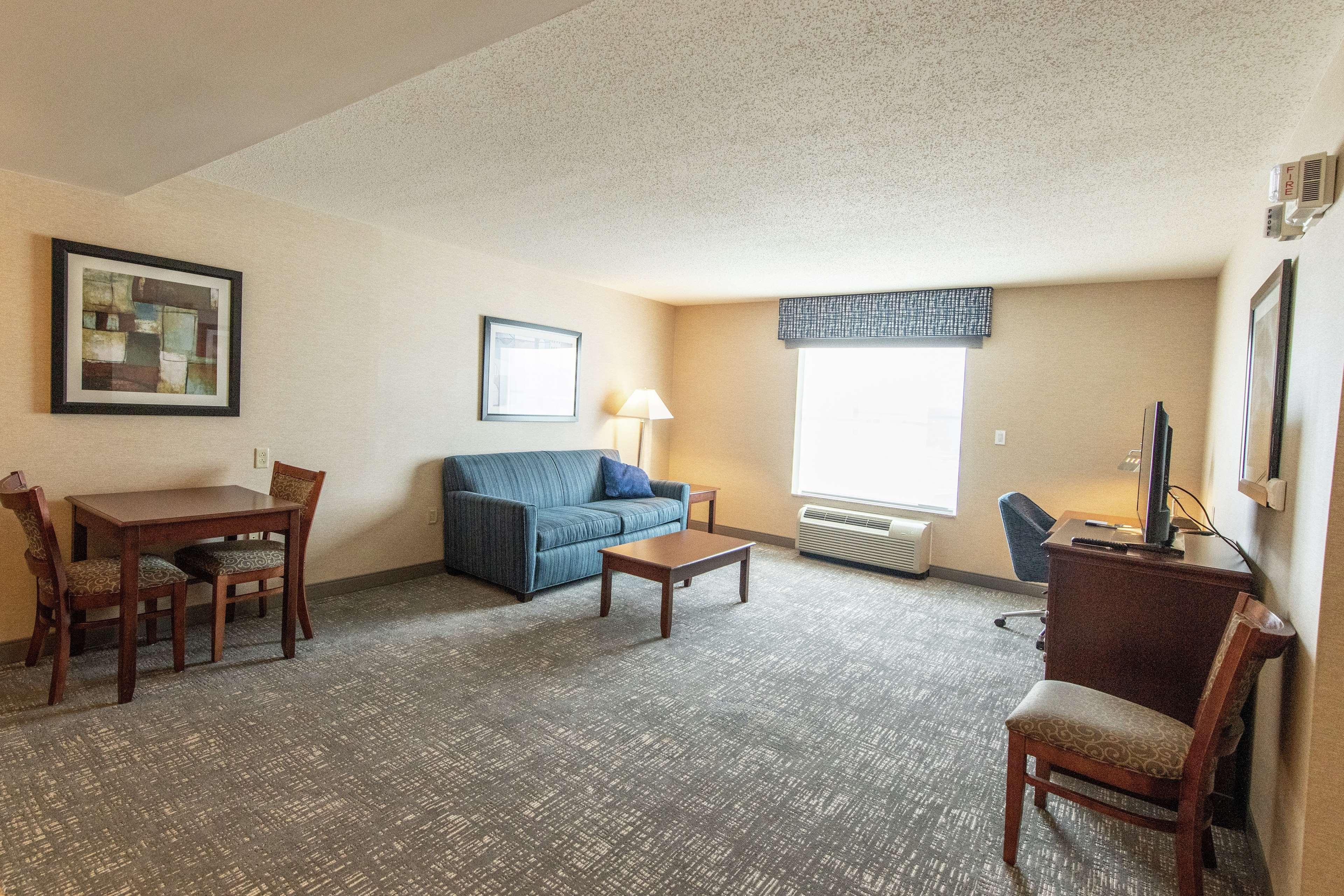 Hampton Inn Остров Преск Екстериор снимка