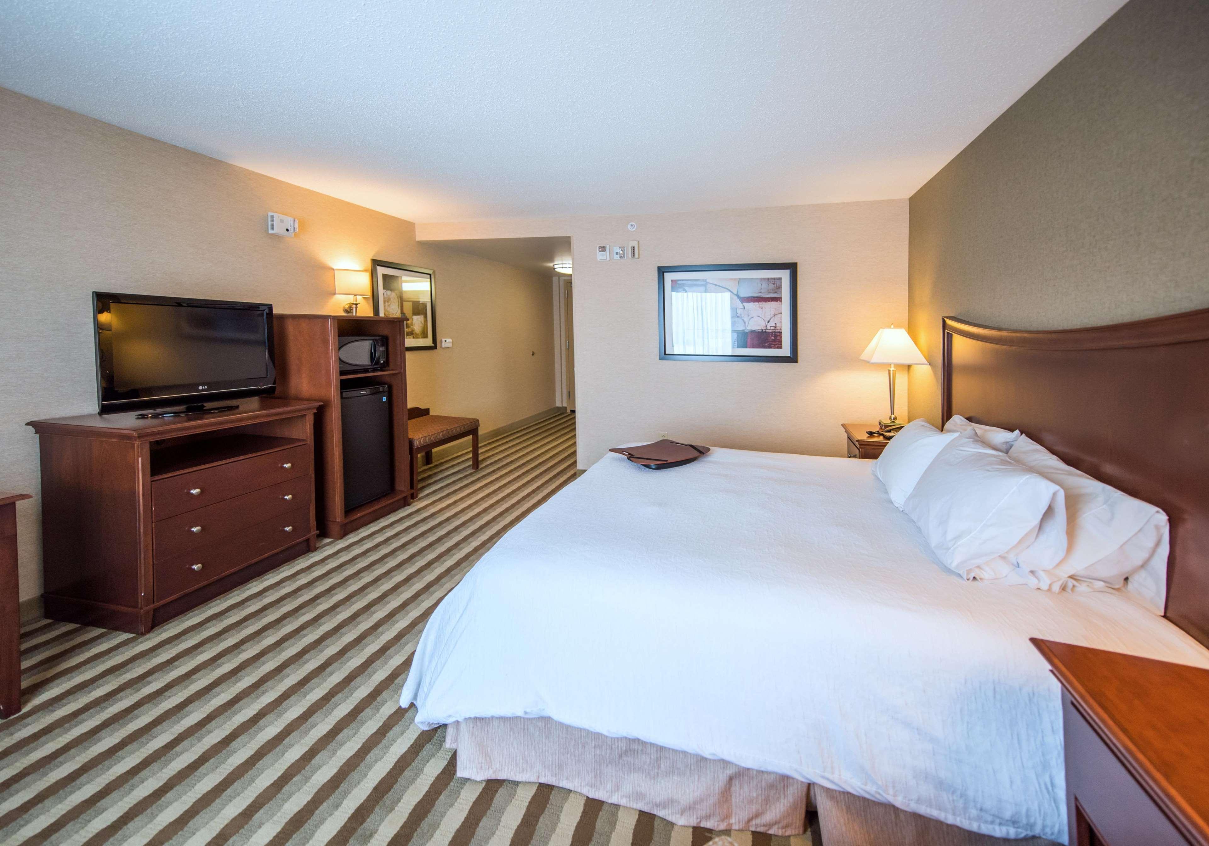 Hampton Inn Остров Преск Екстериор снимка