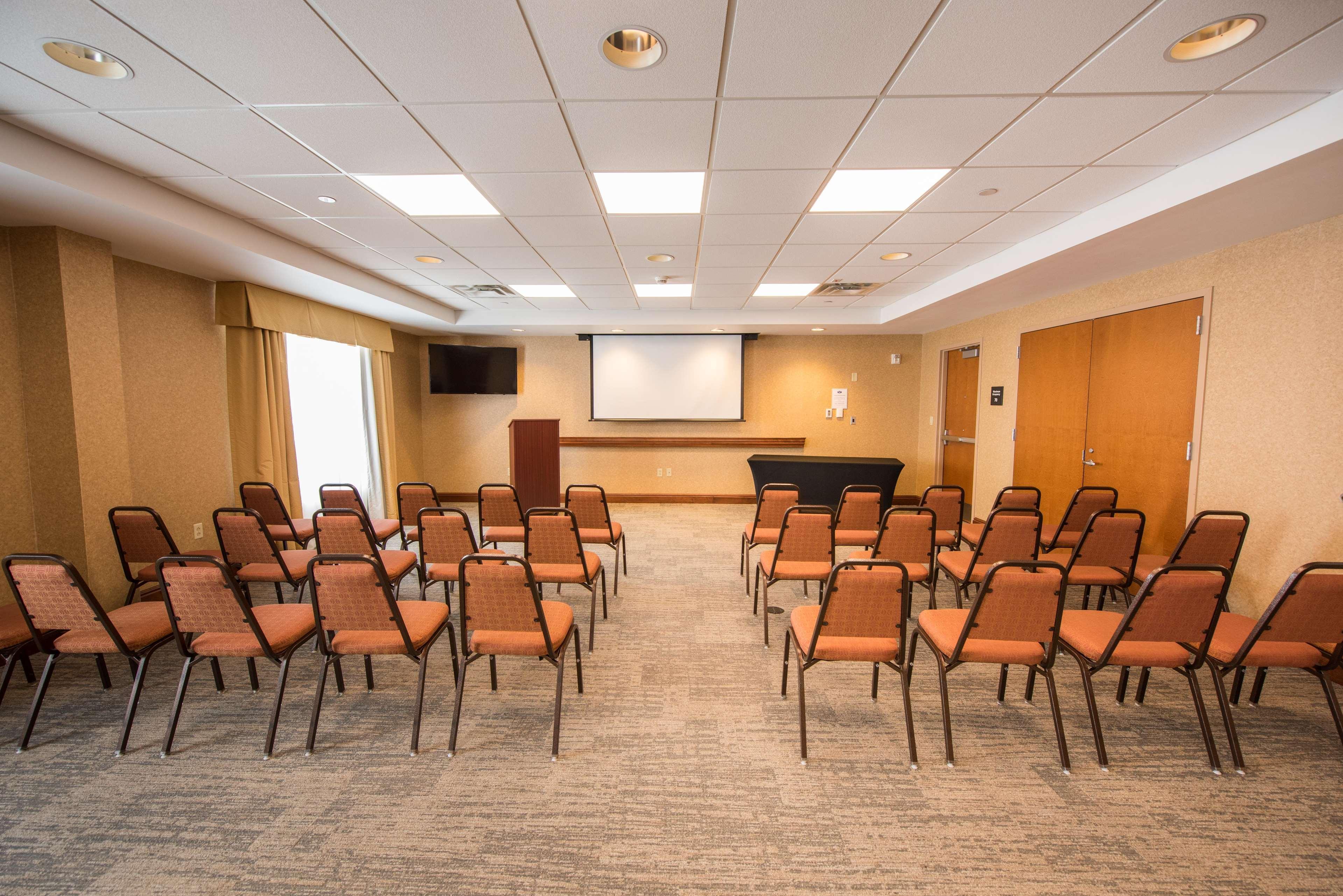 Hampton Inn Остров Преск Екстериор снимка