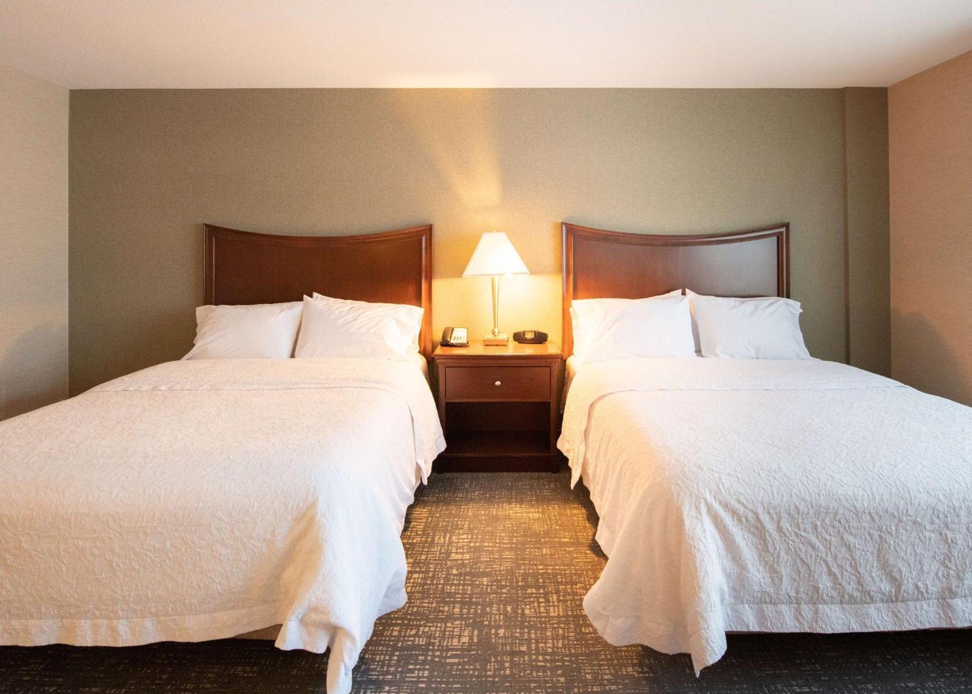 Hampton Inn Остров Преск Екстериор снимка